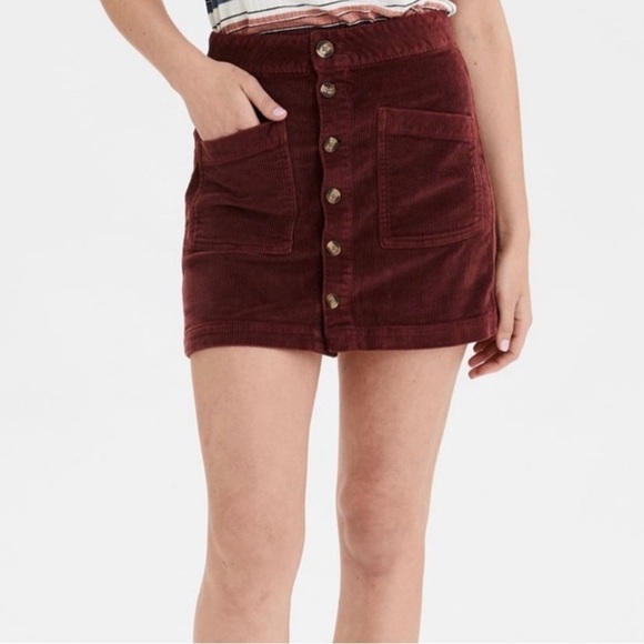 American Eagle Outfitters Dresses & Skirts - American Eagle Brown Corduroy high-rise Skirt Women Size 8